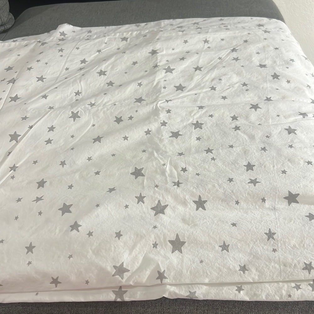 Flat sheet glow in the dark
